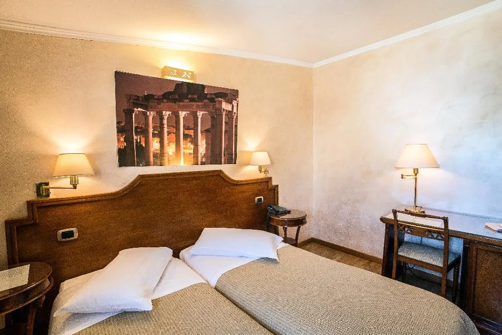 Double or Twin STANDARD Room, Kent, Rome
