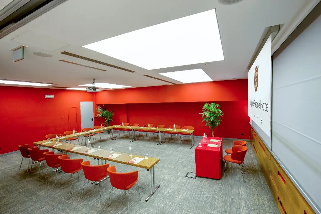 Conferences, UNA HOTELS Empire Roma, Rome
