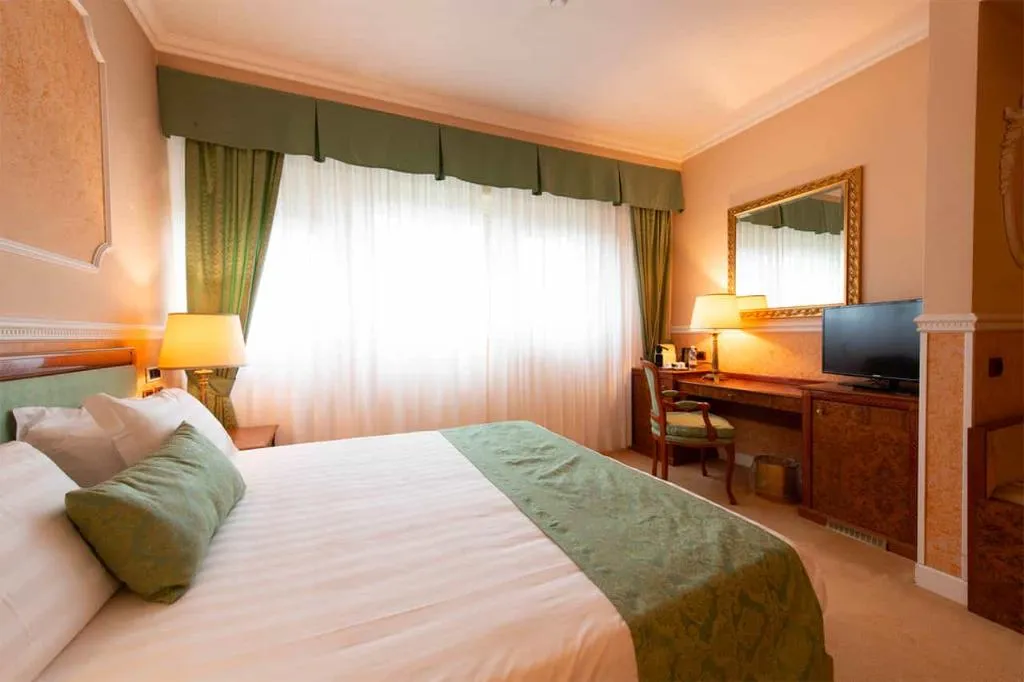 DOUBLE ONE BED Room, I Palazzi - Palace Grand Hotel Varese, Milan
