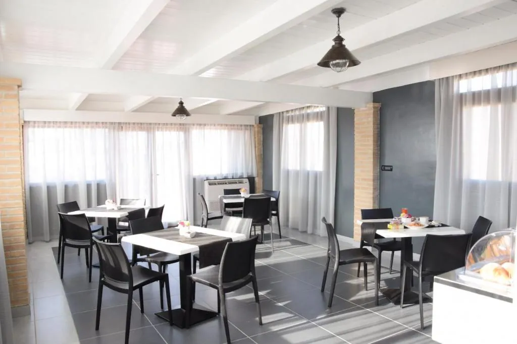 Restaurant, Fly Boutique Hotel, Naples