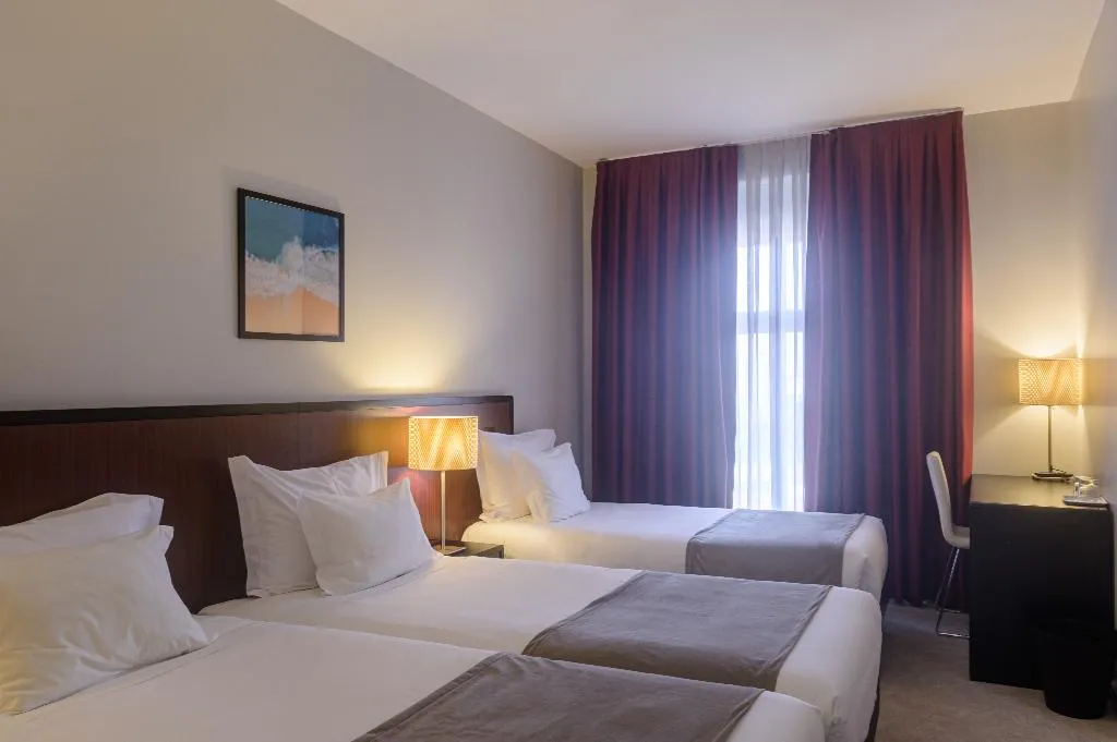 TRIPLE STANDARD Room, Torre Mar Hotel, Porto