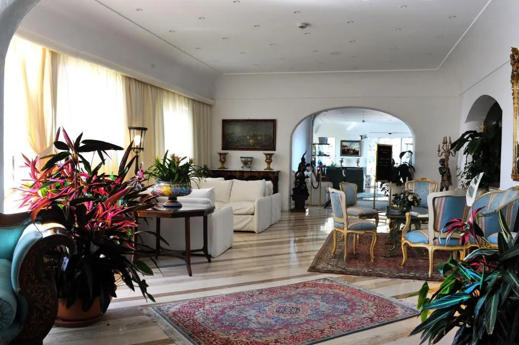 Lobby, Le Agavi hotel, Naples