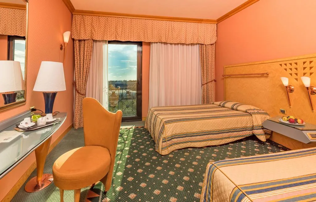 TRIPLE STANDARD Room, Shg Hotel Antonella, Rome