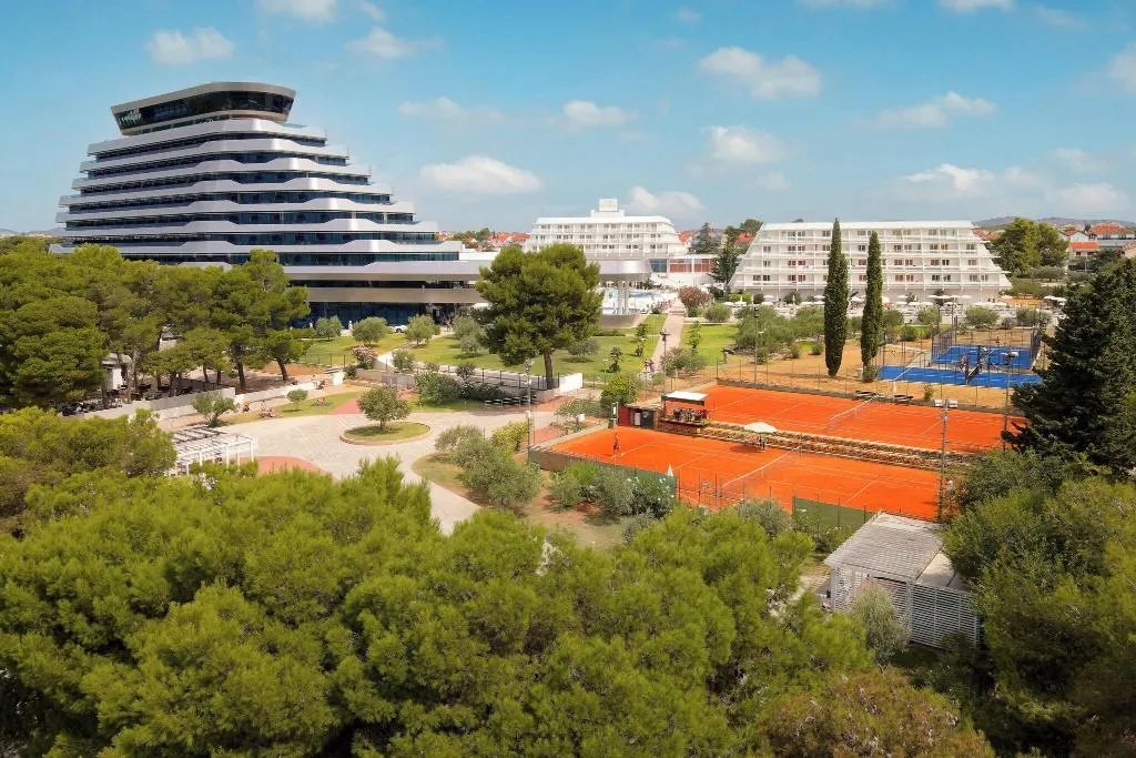 Sports and Entertainment, Olympia Sky, Split