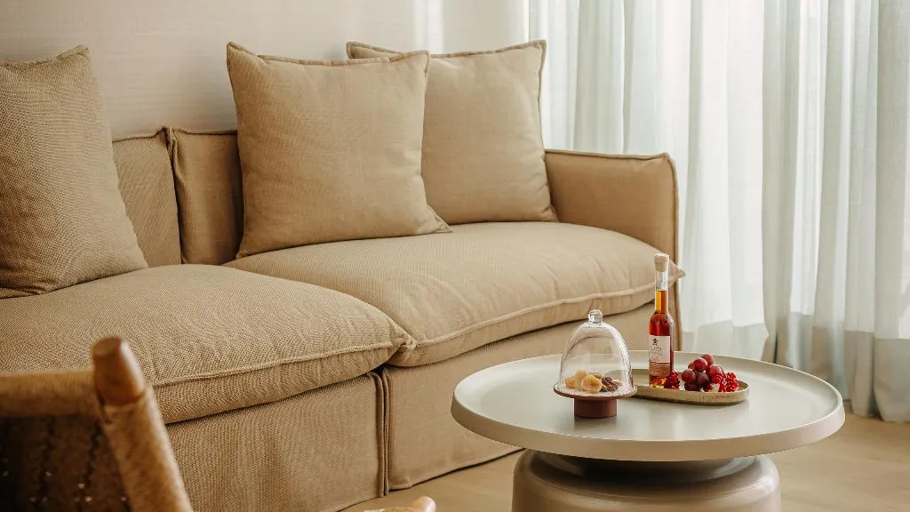 SUITE BEACH FRONT Room, Nissi Beach, Cyprus