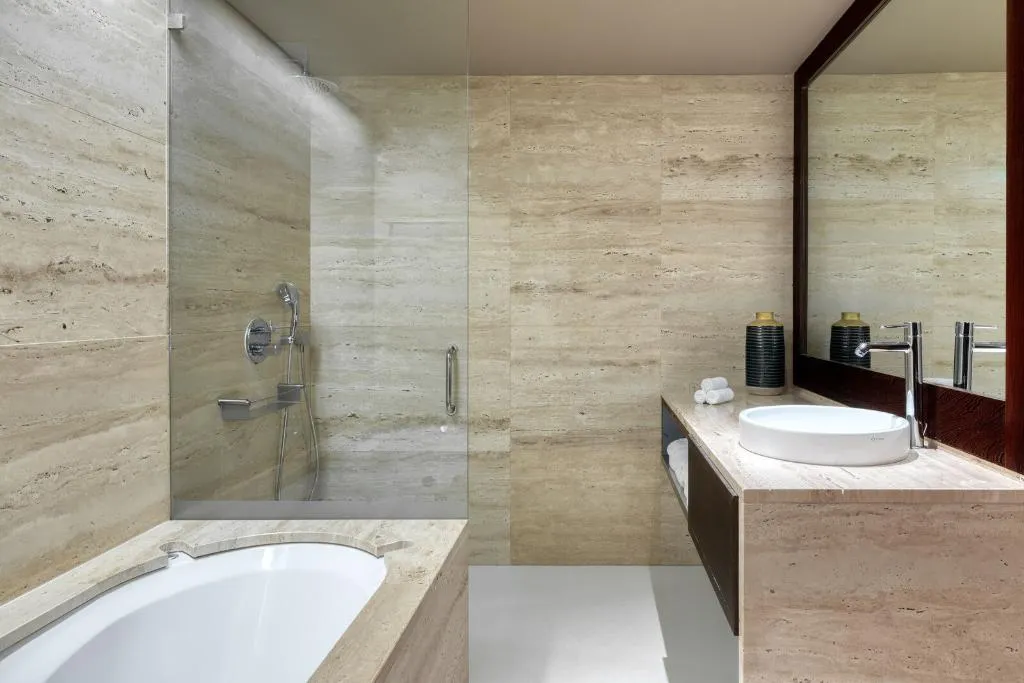 SUITE DELUXE LAKE VIEW Room, Domes Lake Algarve, Algarve