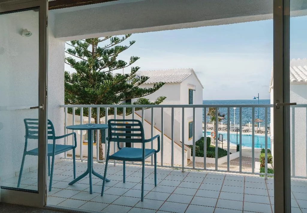 APARTMENT SEA VIEW Room, AluaSun Far Menorca, Menorca