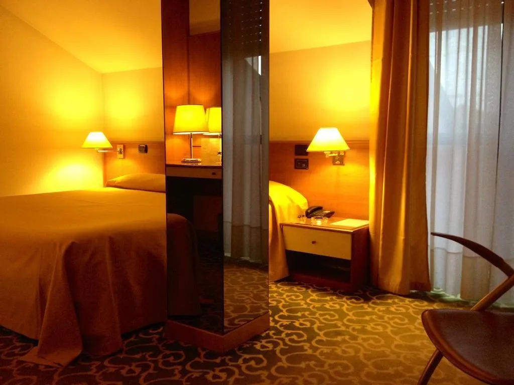 General view, Motel Europa, Milan