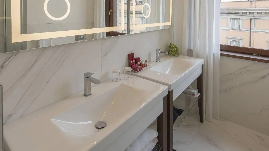 DOUBLE SINGLE USE DELUXE PREMIUM Room, Bettoja Hotel Mediterraneo, Rome