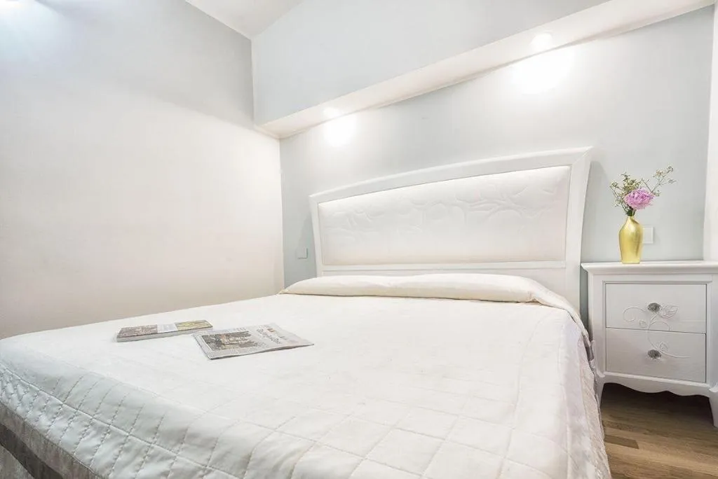 Room, Hotel Flora, Catania