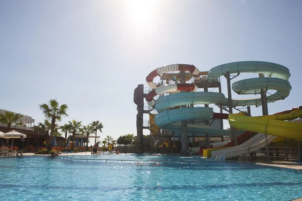 Sports and Entertainment, Bera, Antalya