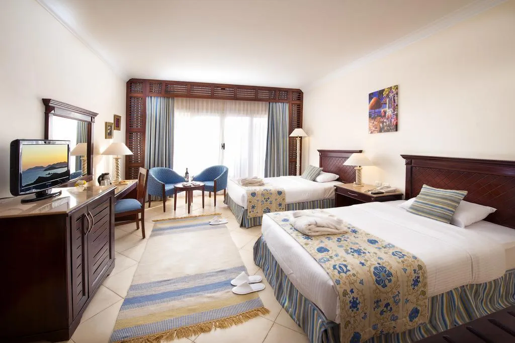DOUBLE STANDARD Room, Amwaj Oyoun Resort & Casino, Red Sea Riviera