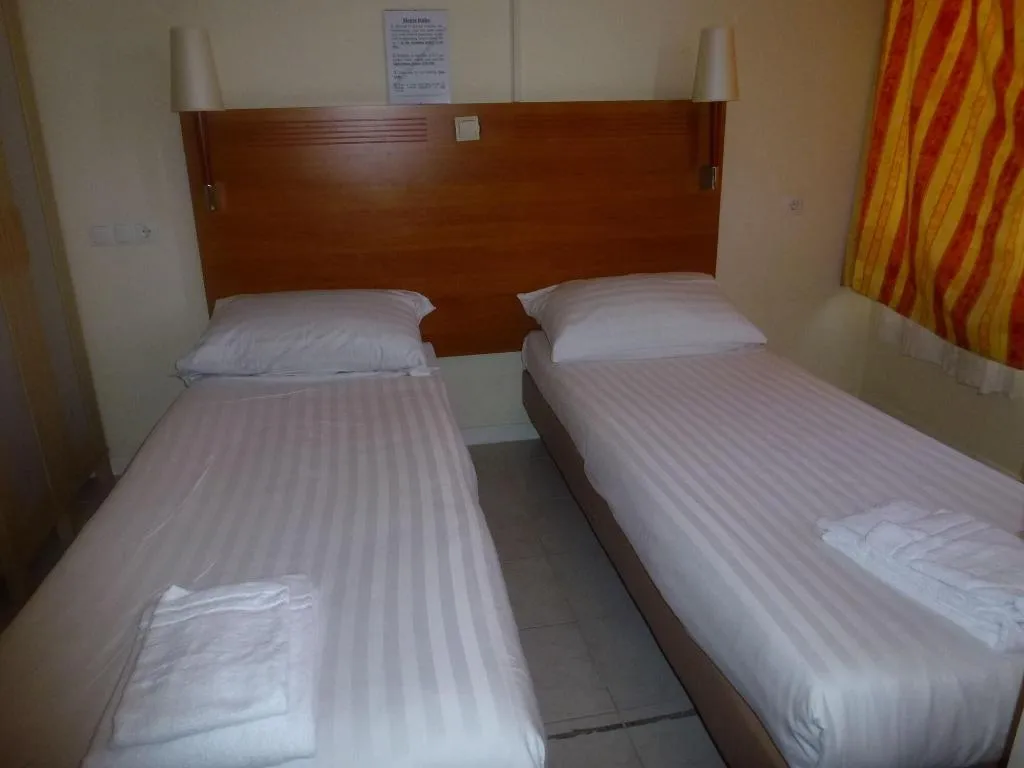 Room, Hotel Isis, Amsterdam