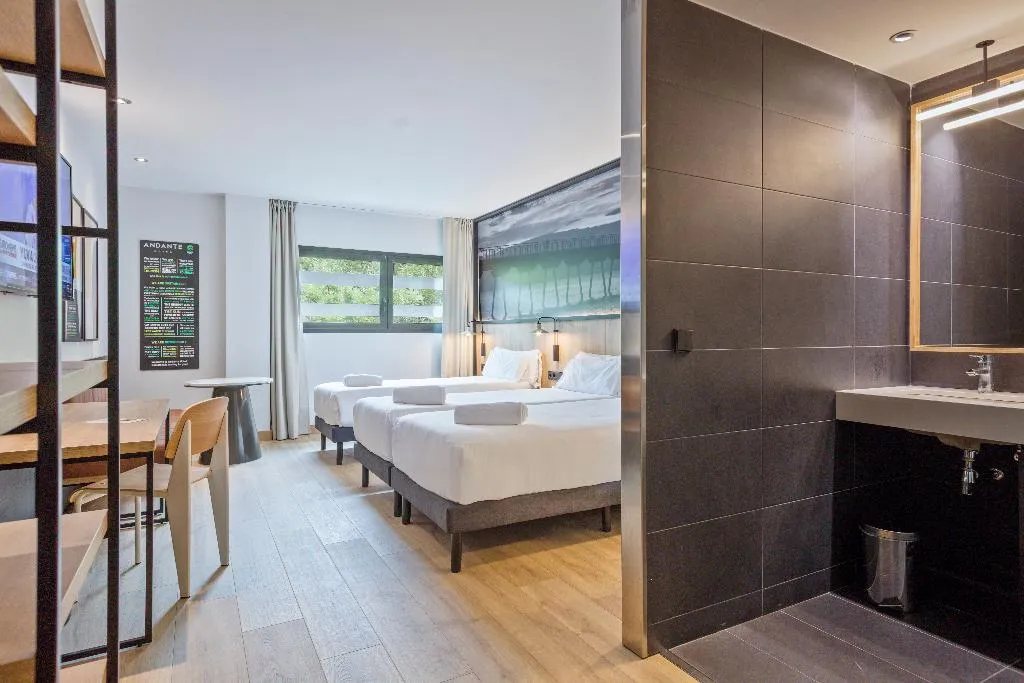 TRIPLE STANDARD Room, Andante Drassanes, Barcelona