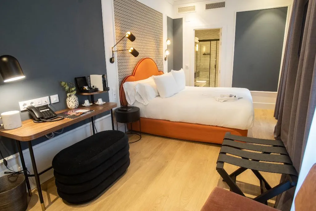 Double or Twin STANDARD Room, Soho Boutique Opera, Madrid