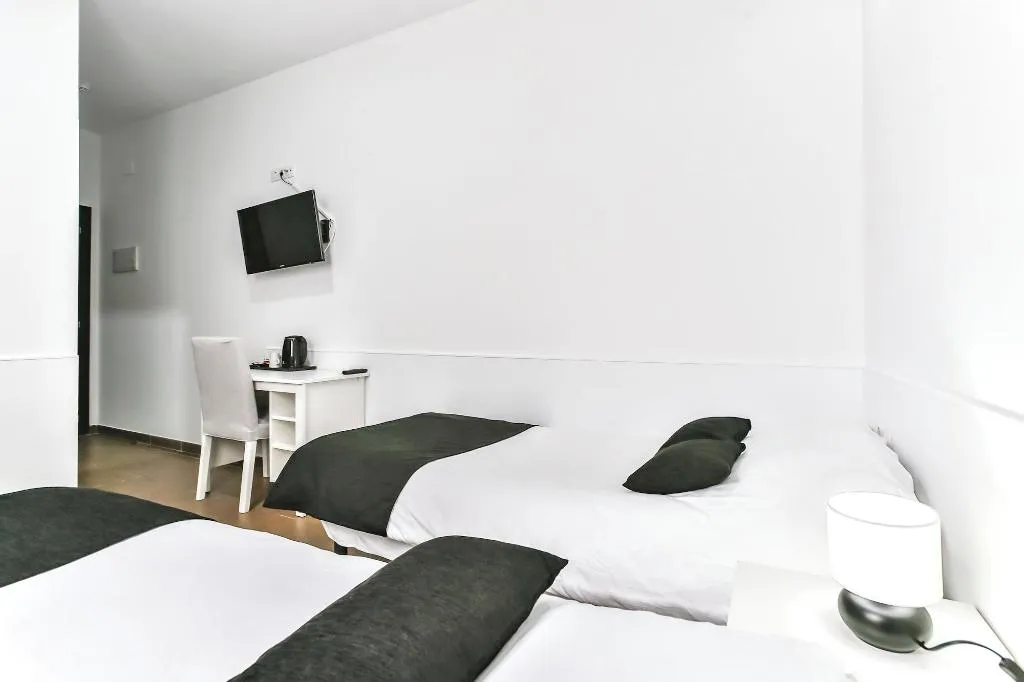 Room, Laramond Barcelona Rooms, Barcelona