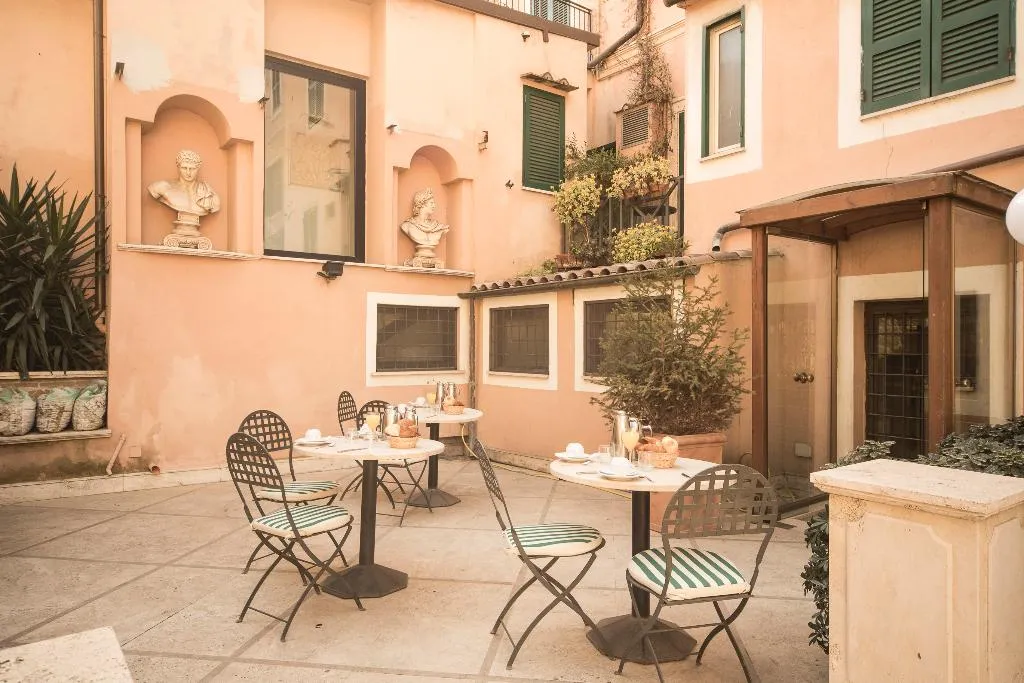 Terrace, Donatello, Rome