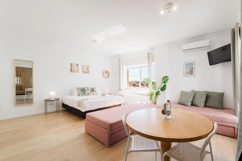Room, Villa Paraiso Da Caparica, Lisbon
