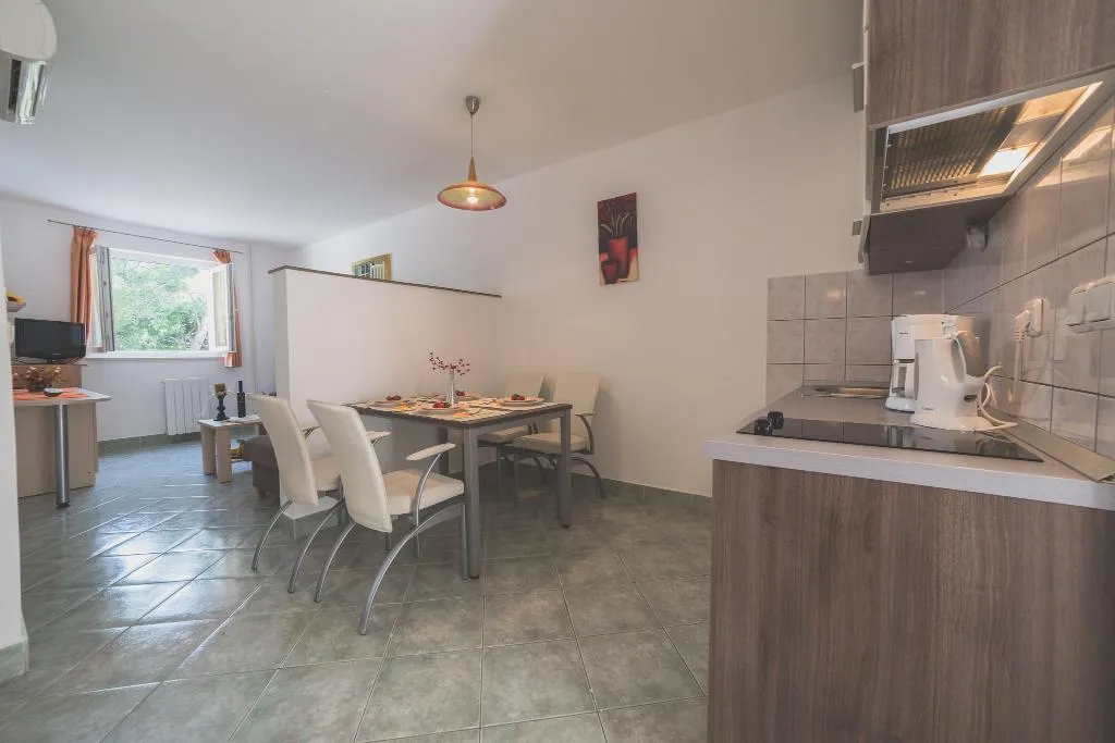 APARTMENT ONE BEDROOM Room, Beach Apartments Lavica, Split