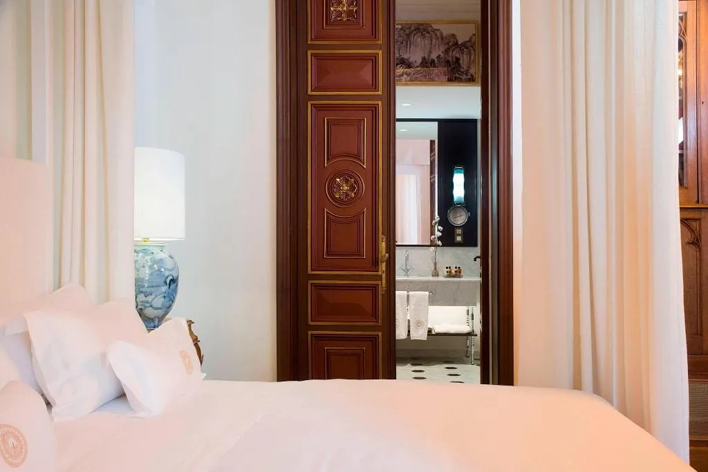 Room, Cotton House, Autograph Collection, Barcelona