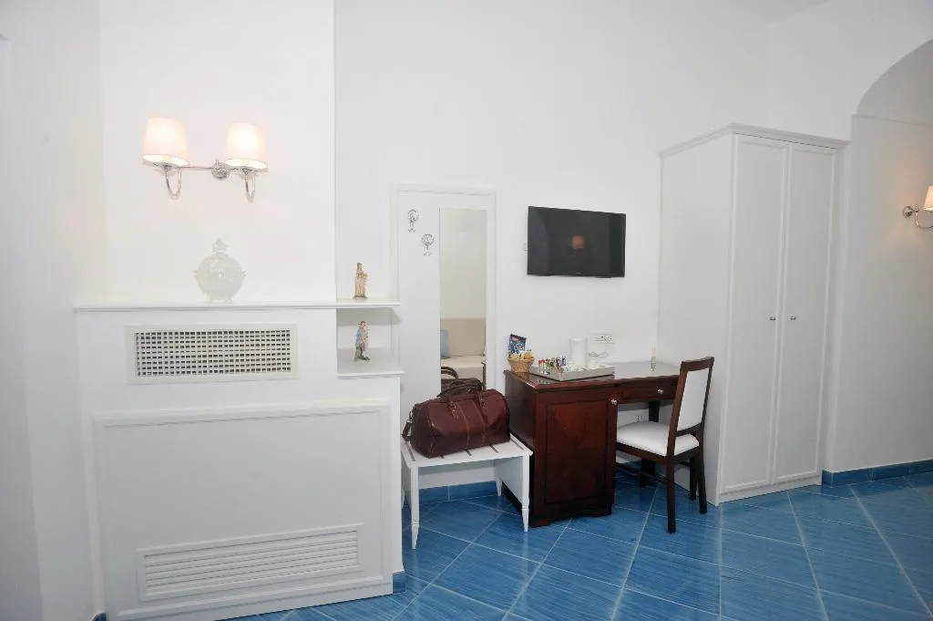 SUITE SUPERIOR SEA VIEW Room, Core Amalfitano City Suites, Naples