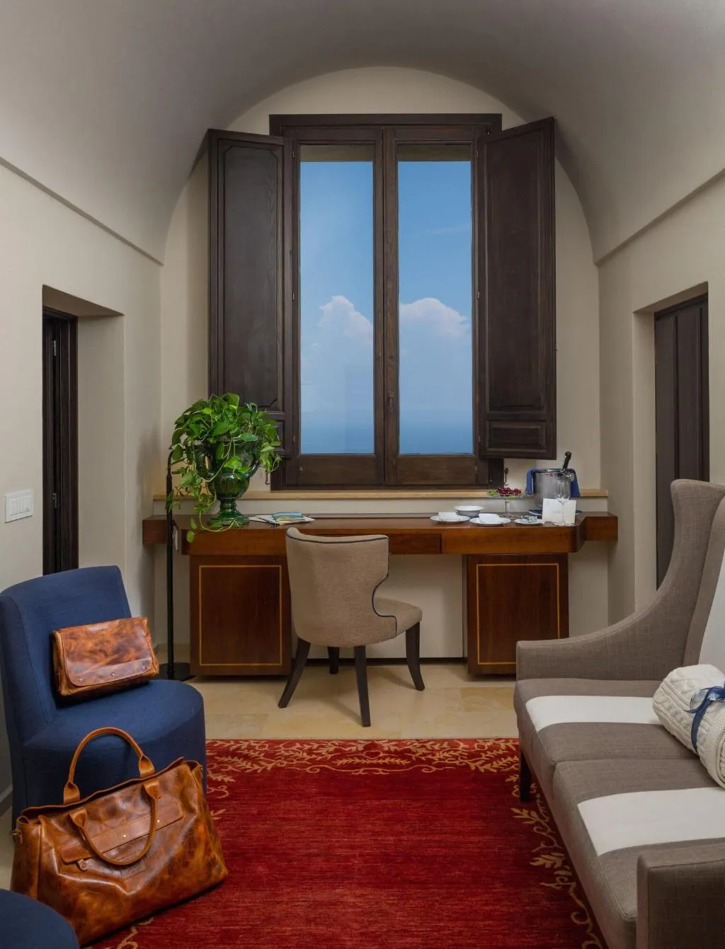 Room, Monastero Santa Rosa Hotel & Spa, Naples