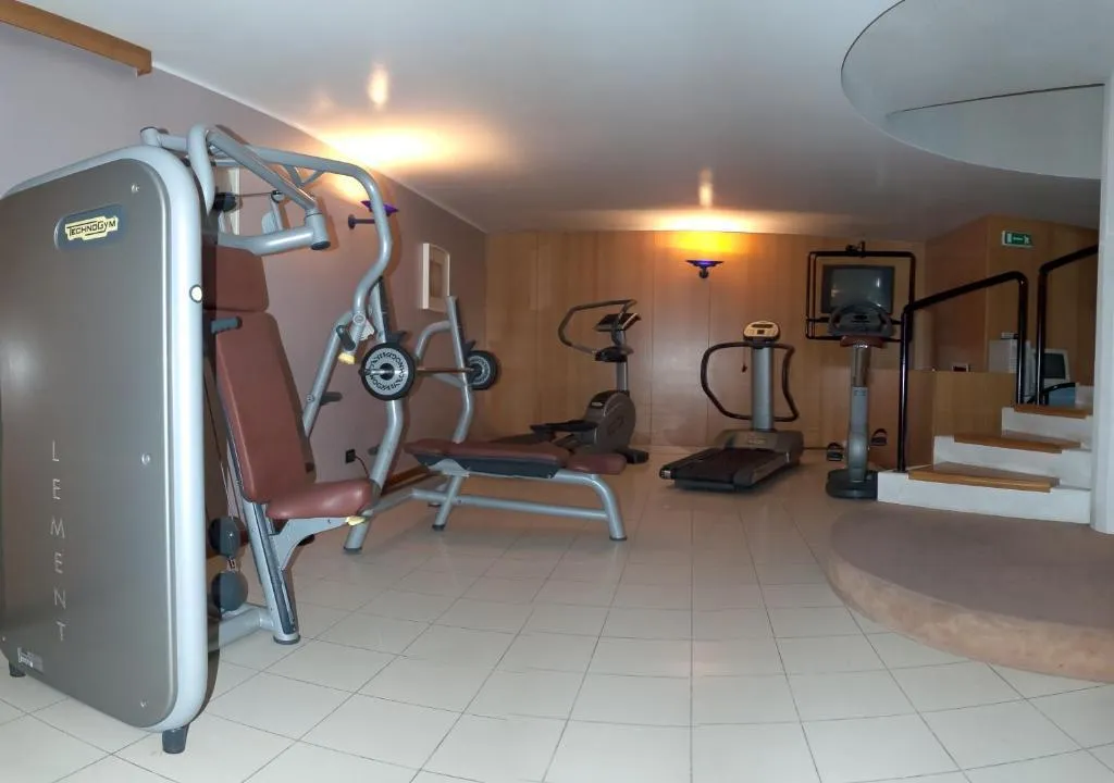 Sports and Entertainment, Hotel Santiago, Venice