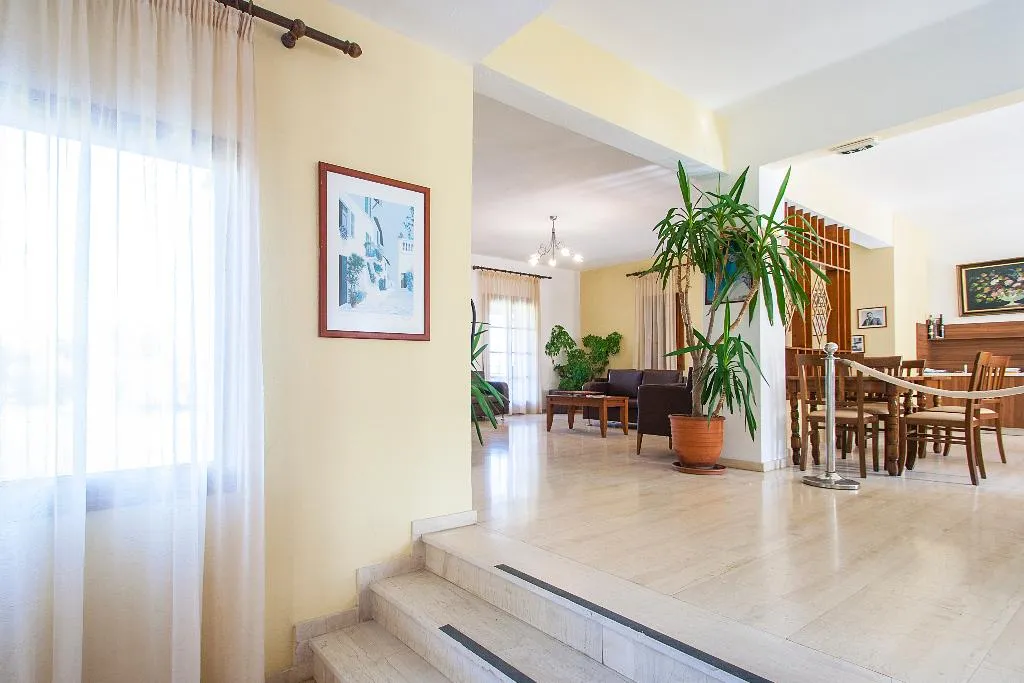 Lobby, Vontzos, Skiathos