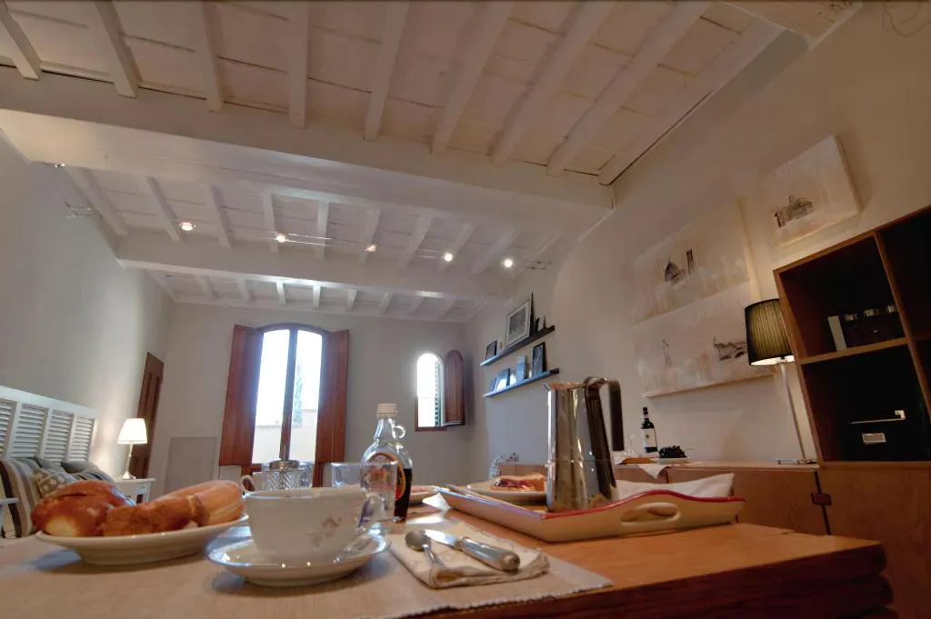 Room, Toscana, Florence
