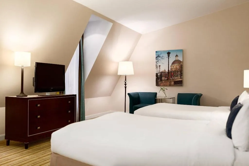 FAMILY ROOM TWO DOUBLE BEDS Room, Renaissance Amsterdam Hotel, Amsterdam