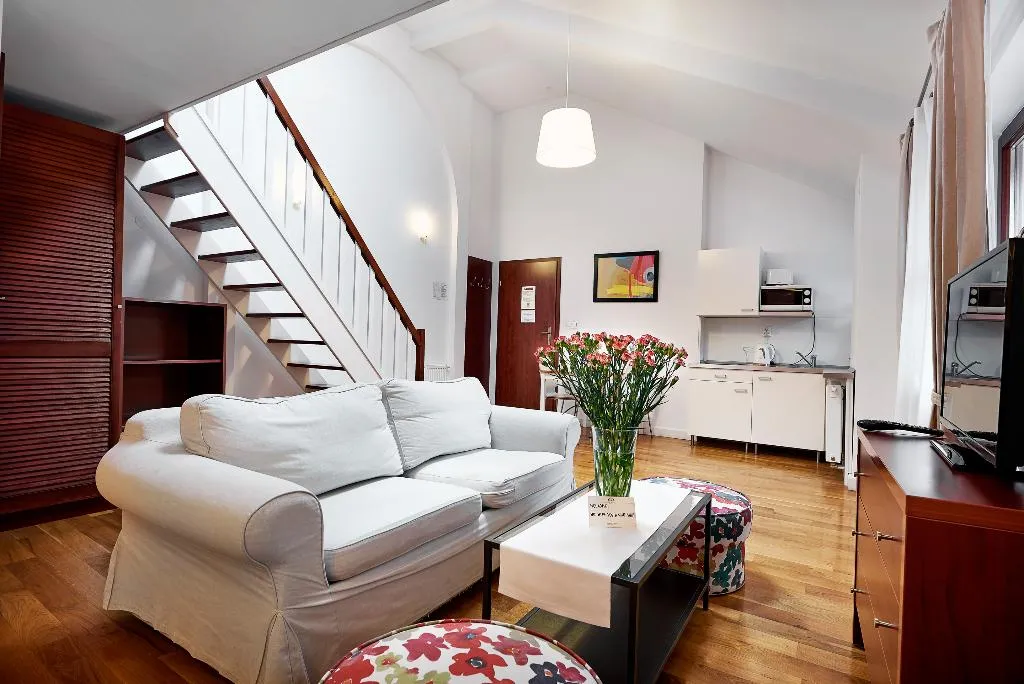 APARTMENT ONE BEDROOM Room, Gołębia 8 Residence, Krakow