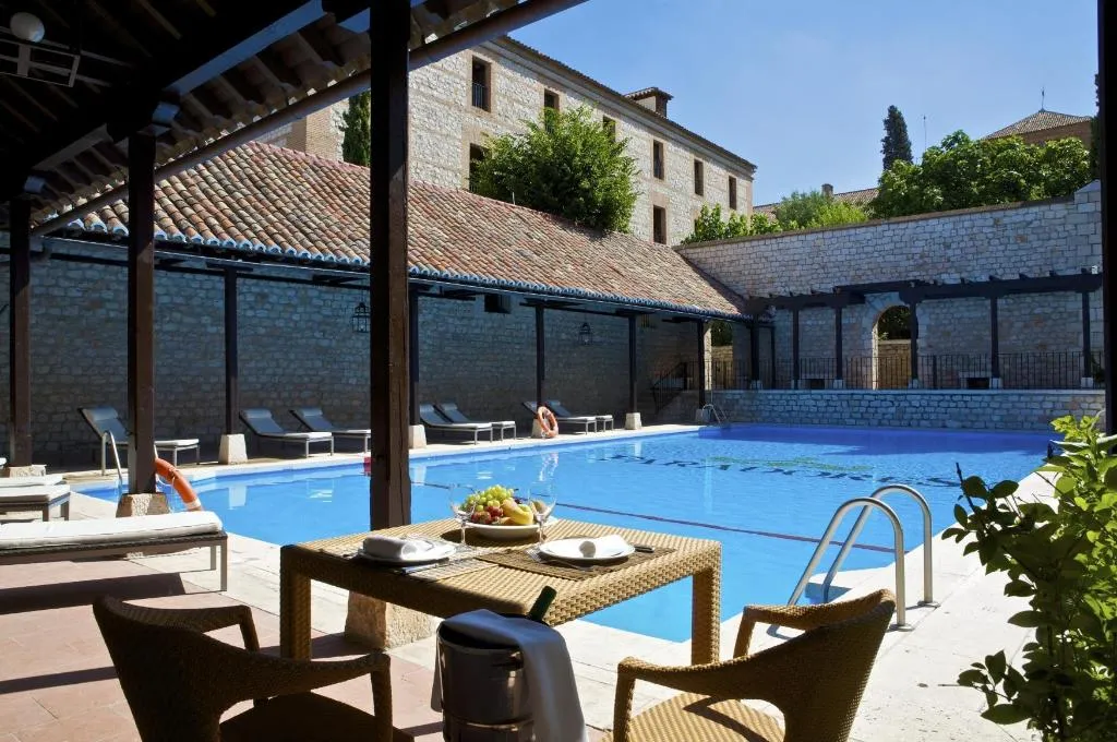 Pool, Parador de Chinchon, Madrid