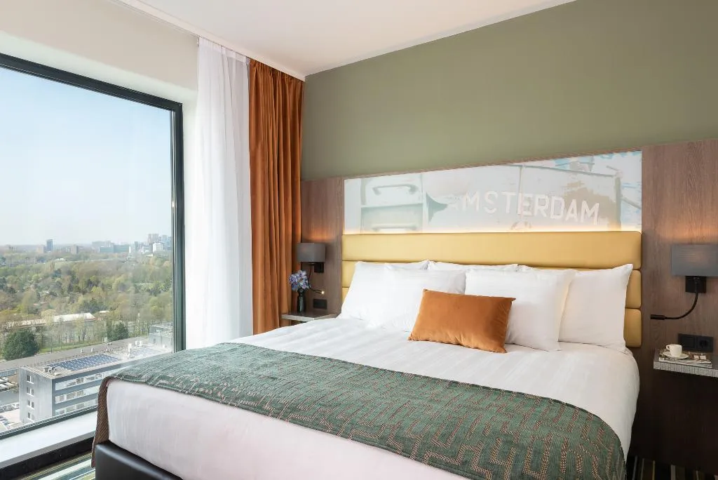 SUITE STANDARD Room, Leonardo Royal Hotel Amsterdam, Amsterdam