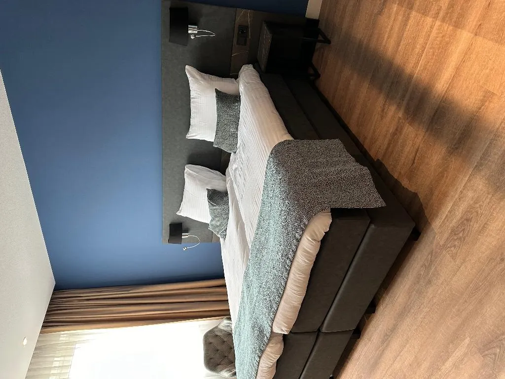 Room, OZO Hotels Antares Amsterdam Schiphol Airport, Amsterdam