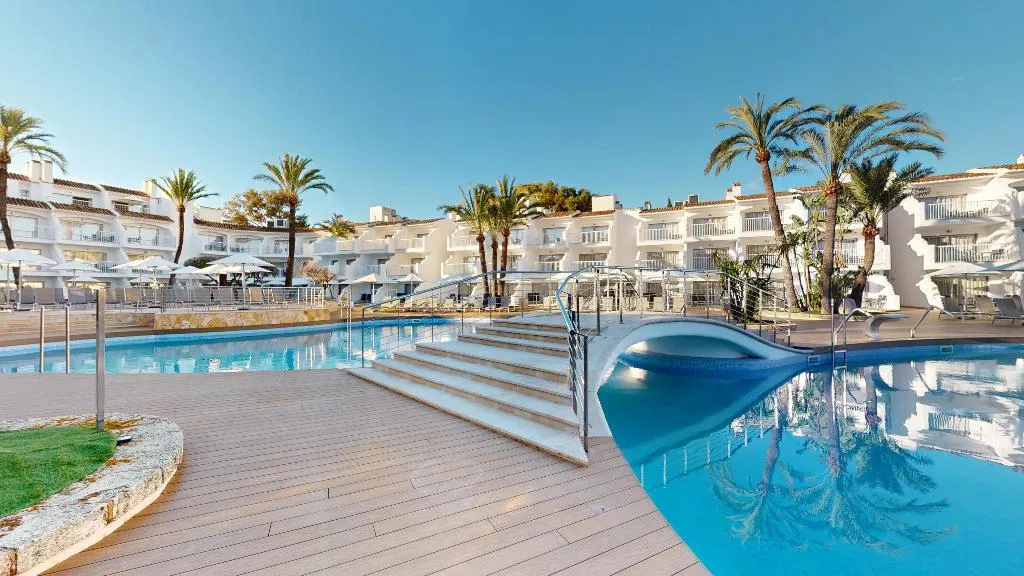 Pool, Playas Cas Saboners, Majorca