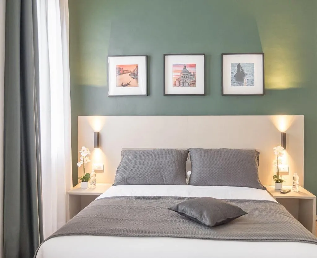 Room, Grand Canal Suites, Venice