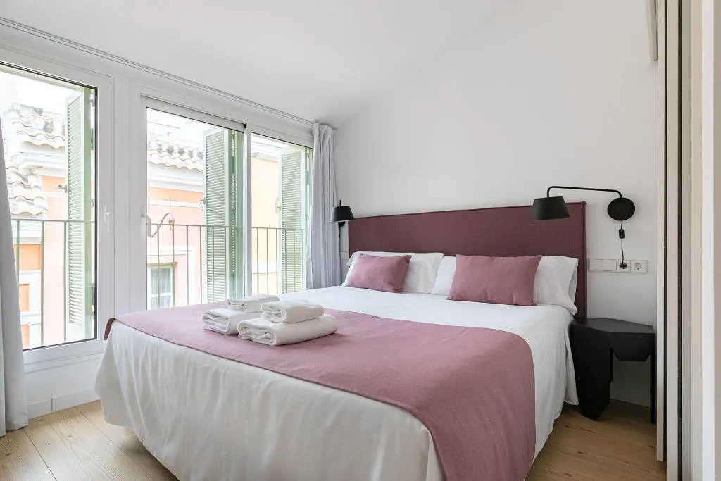 APARTMENT CAPACITY 2 TWO BEDROOMS Room, Holiday Rentals Los Salados, Seville