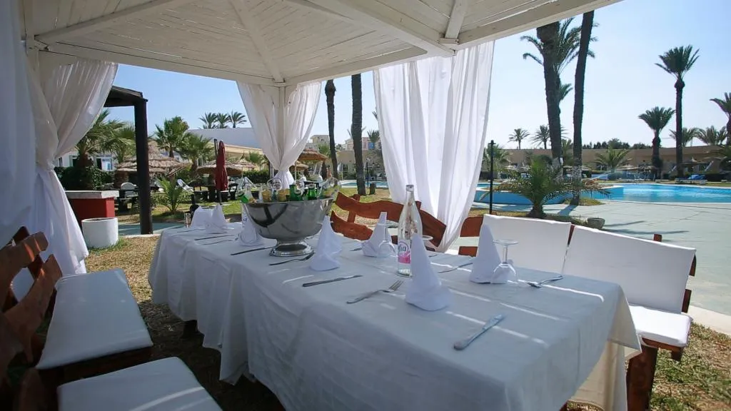 Restaurant, Les Palmiers, Tunisia