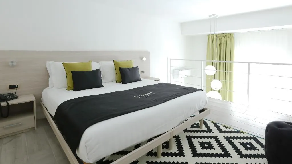DOUBLE SINGLE USE ECONOMY Room, Ecumano Space, Naples
