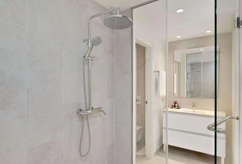 JUNIOR SUITE STANDARD Room, Melia Calvia Beach, Majorca