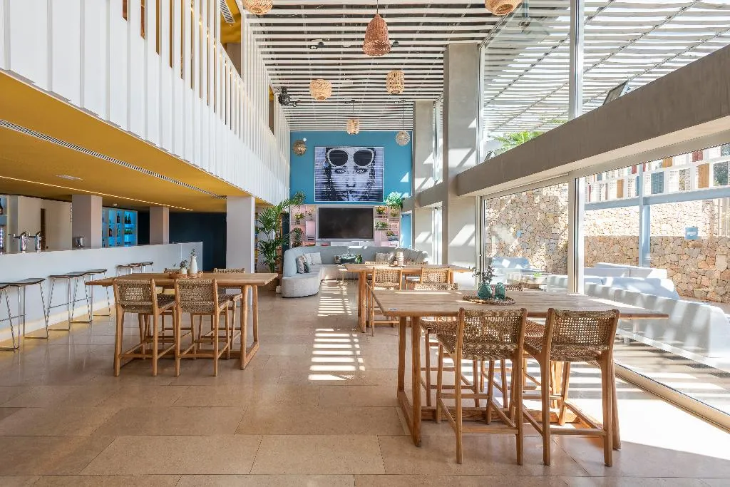 Lobby, Leonardo Boutique Hotel Port Portals - Adults only, Majorca