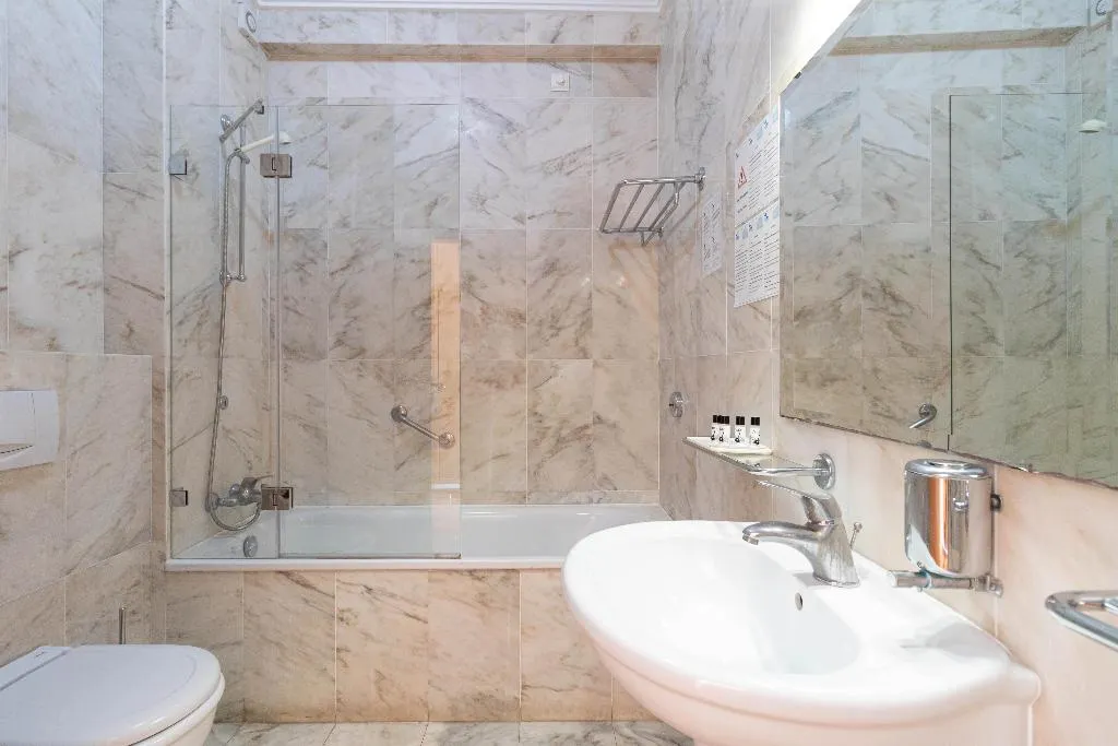 Double or Twin CLASSIC Room, Hotel Maritur - Adults Only by Pierre & Vacances, Algarve