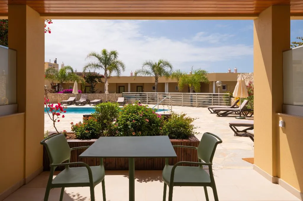 APARTMENT GRAND Room, Vila Luz, Algarve