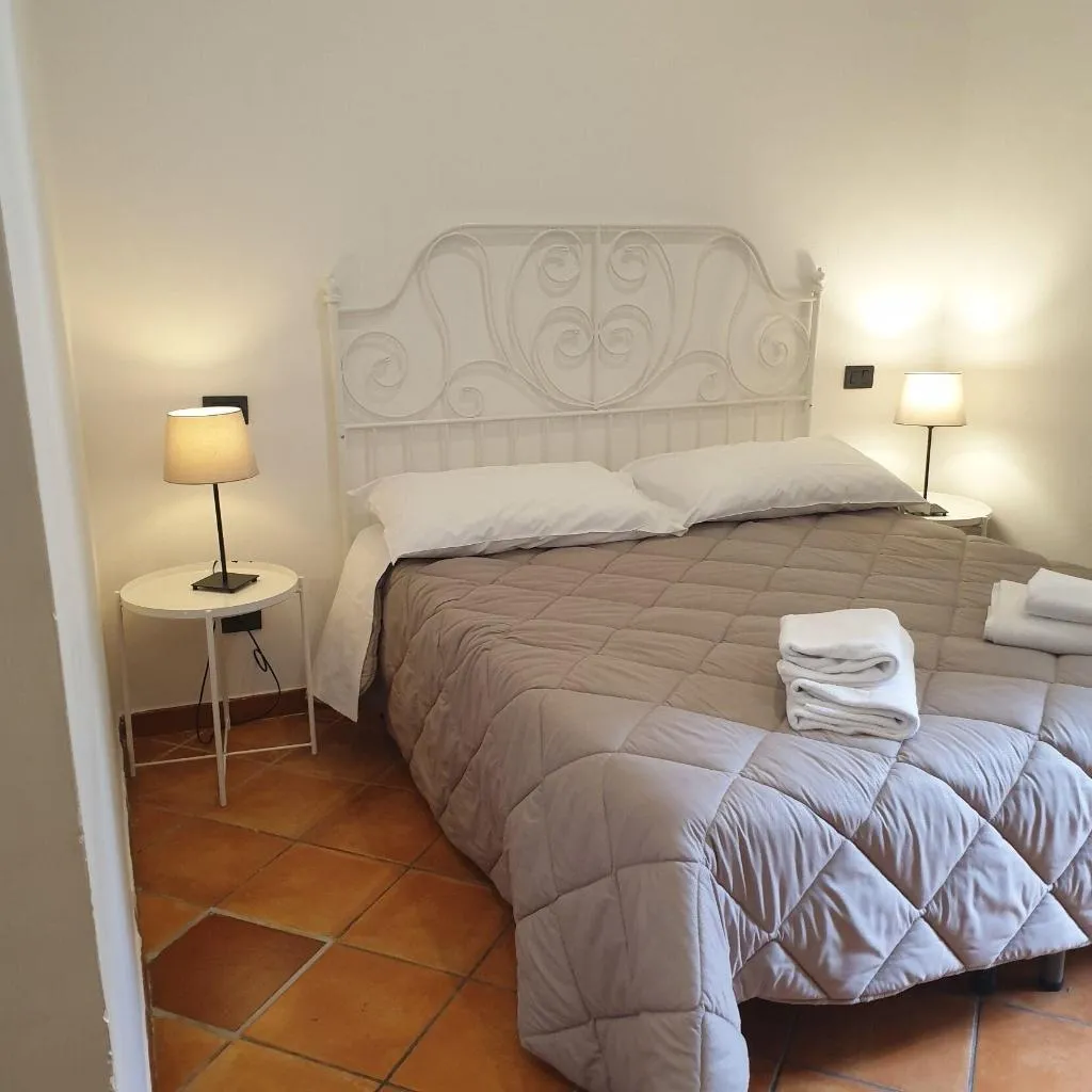 Room, La Locanda Dell Arte, Naples