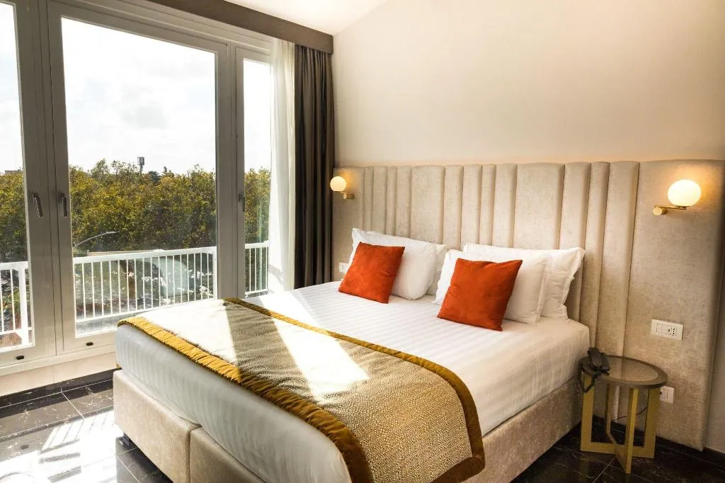 Room, Villa Zaccardi, Rome