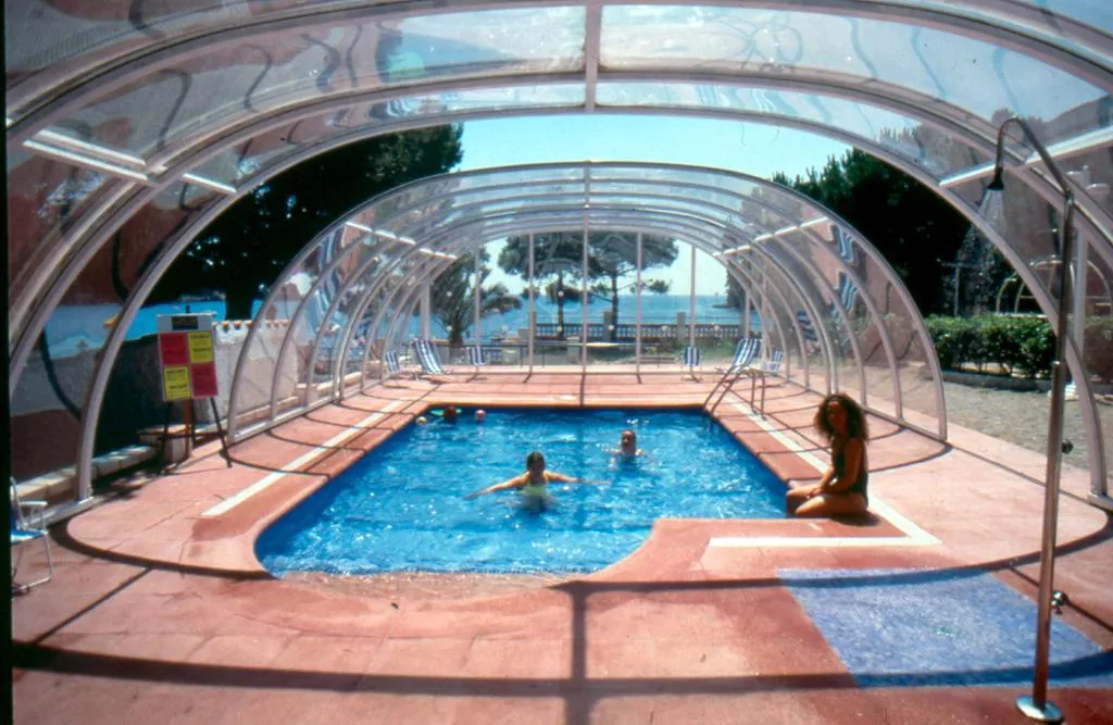 Pool, Cala Montjoi, Costa Brava