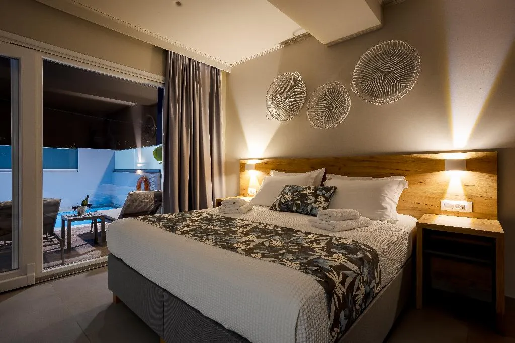 SUITE POOL VIEW Room, Sarpidon Suites, Crete