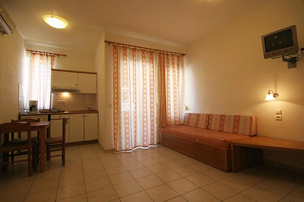 STUDIO SUPERIOR Room, Golden Sun, Crete