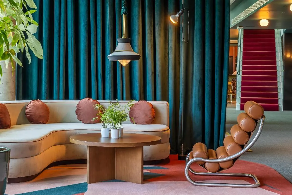 Lobby, Cenica Porto Hotel, Curio Collection By Hilton, Porto