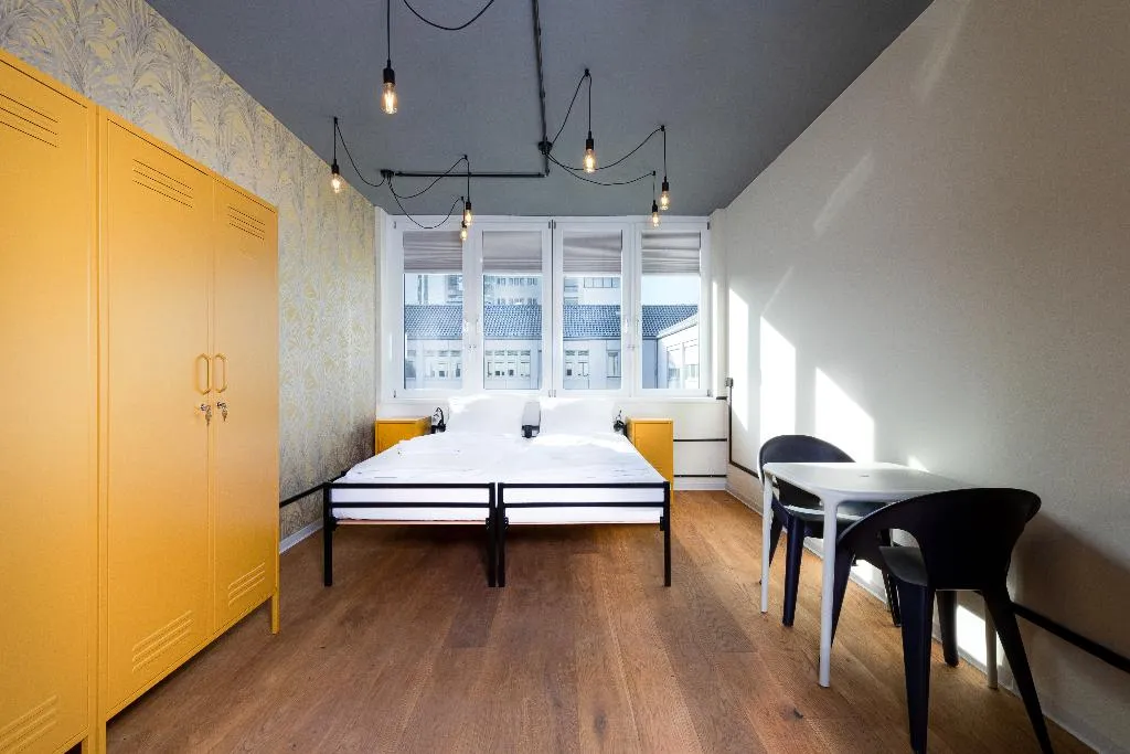 DOUBLE BASIC Room, Coffee Inn Hostel Berlin, Berlin